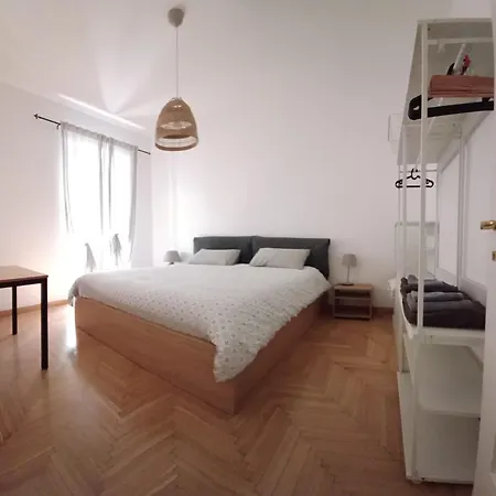 Luci A San Siro Apartament *